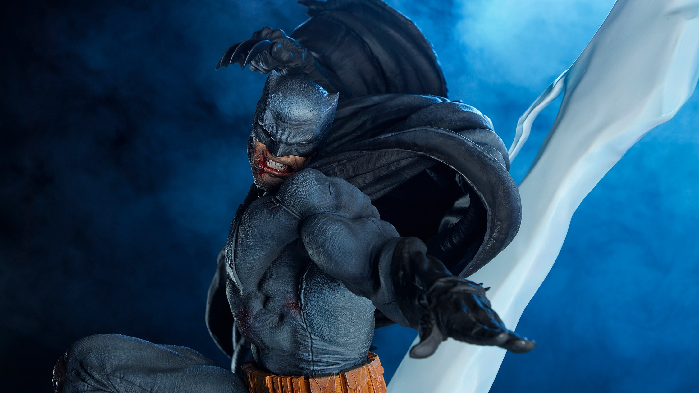 SideShow Collectibles - Batman: The Dark Knight Returns