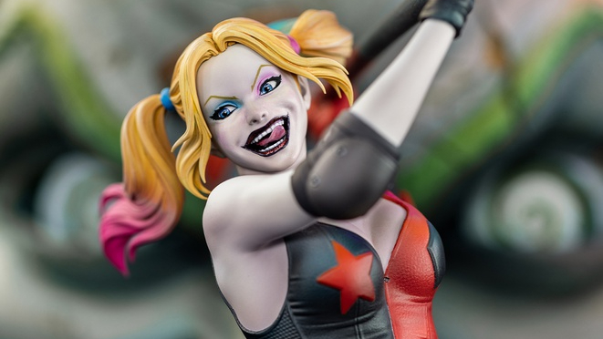 Tsume-Art - Harley Quinn - UHQS 