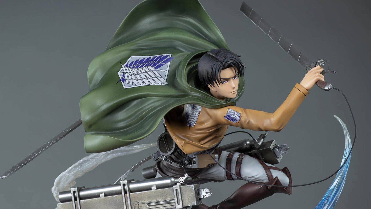 Oniri Creations - LIvai VS Titan Féminin