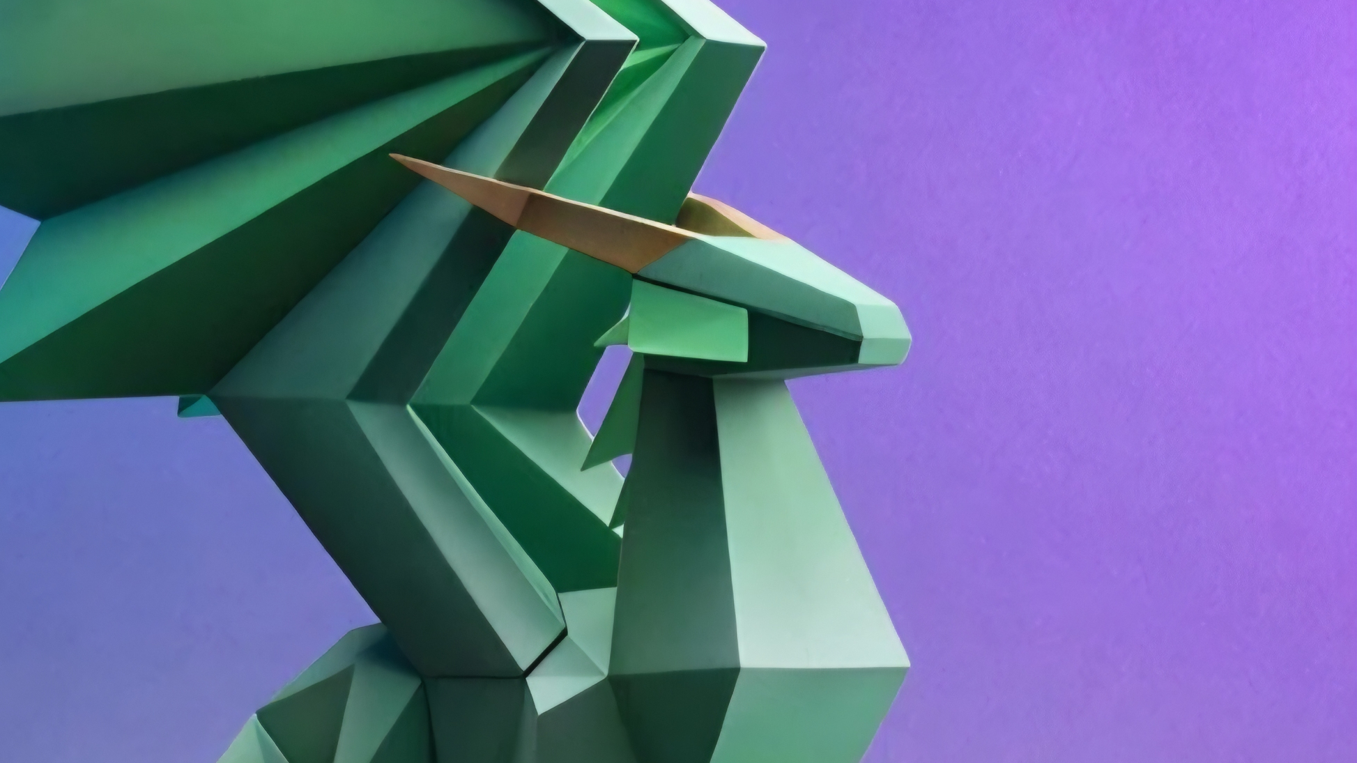 First 4 figure - Crystal Dragon - Regular